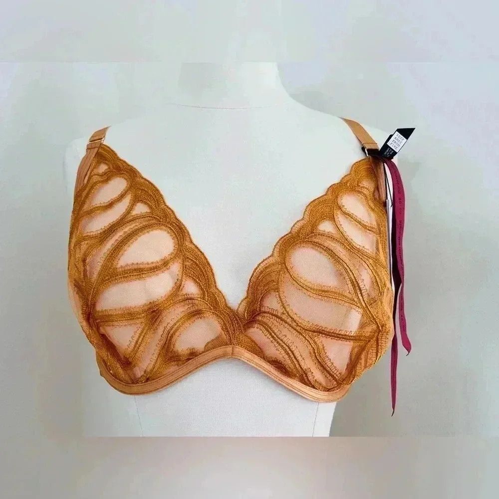 Sheer Lace Bralette & High Waist Brief Set - Gold - Picture 3 of 16